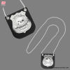 Collar con placa de policía