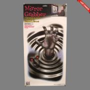 Autocolant Mirror Grabber It came from beyond
