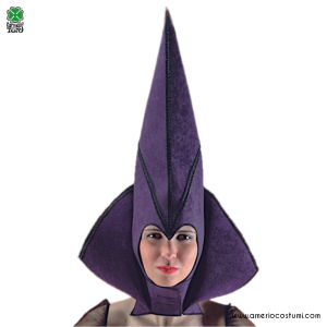 Purple witch hat with collar