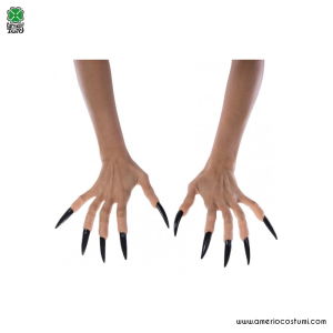 Hexenfinger mit Schwarzen Nägeln