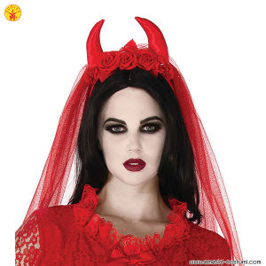 Véu vermelho com chifres