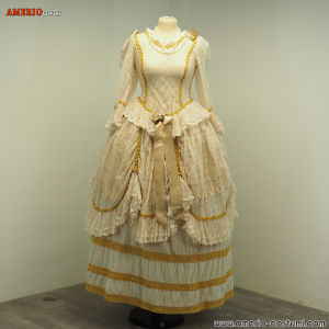 Lady 035