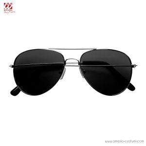 Gafas de piloto con lentes ahumadas