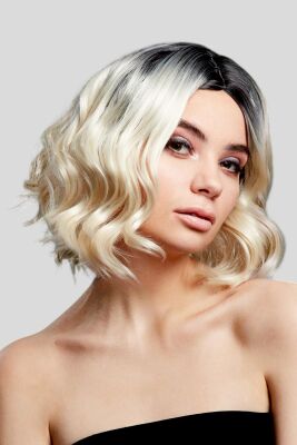 Fever Kourtney Wig – Blonde